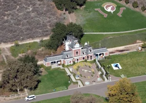 where is neverland ranch
