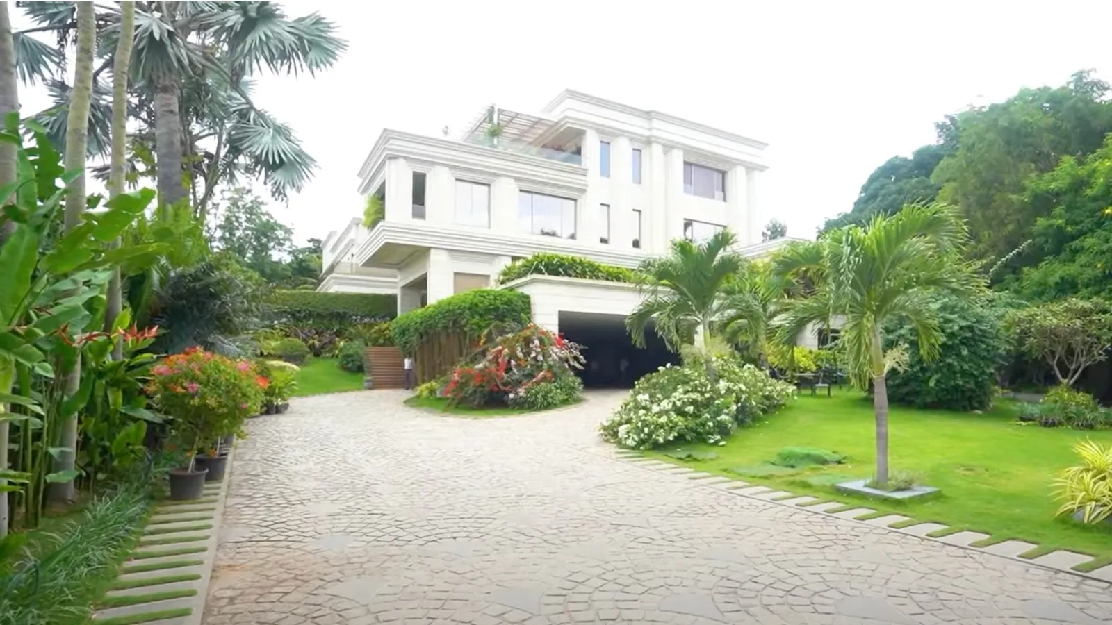 ram charan house