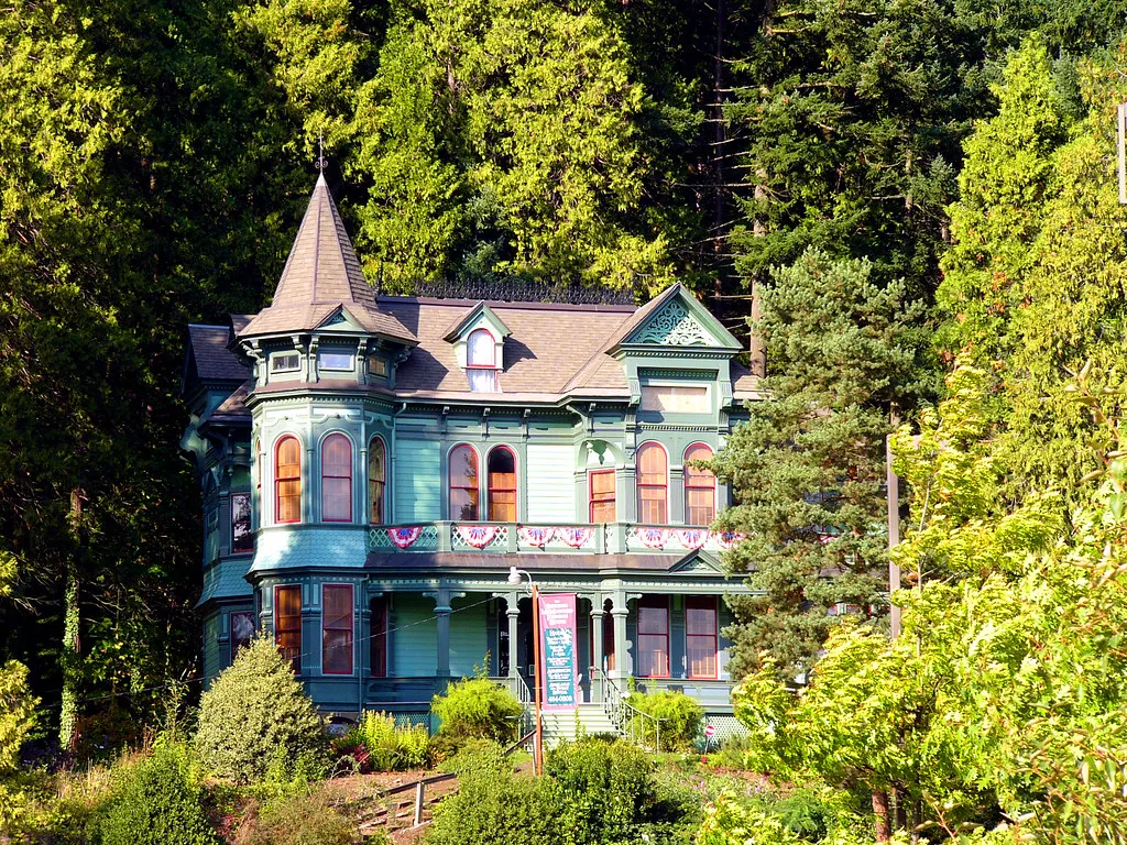 shelton mcmurphey johnson house