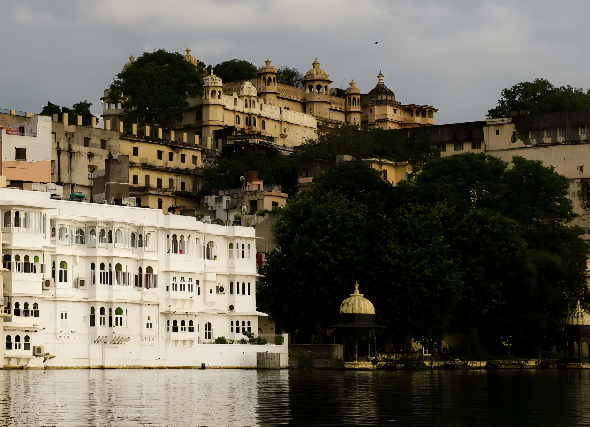 jagat niwas palace udaipur